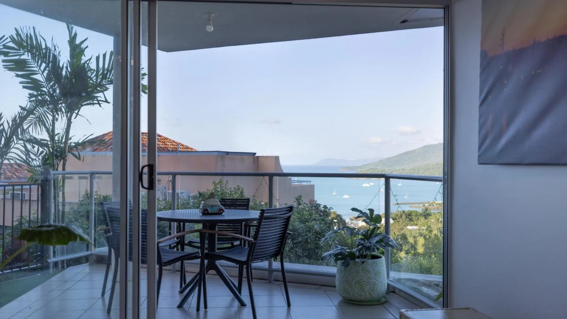 Seaview Serenity Whitsundays Airlie Beach Lejlighed