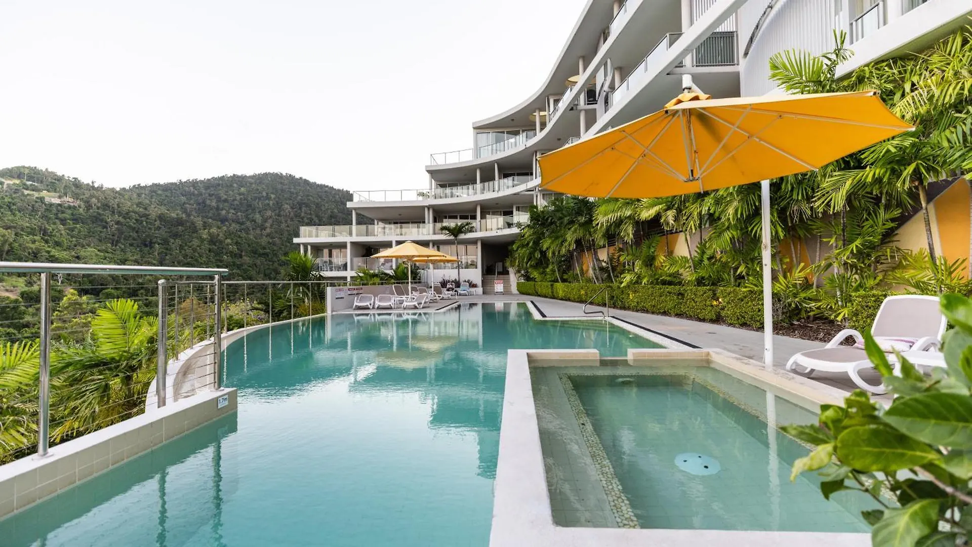 Seaview Serenity Whitsundays Airlie Beach Australien
